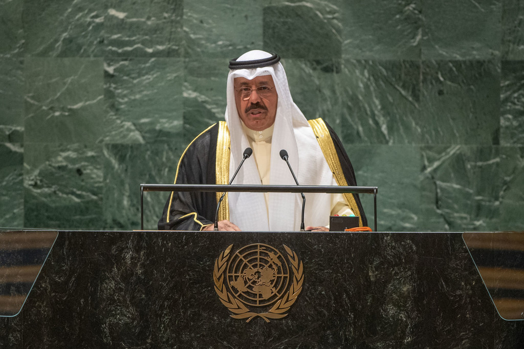 رئيس الوزراء الكويتي، الشيخ أحمد نواف الأحمد الصباح يلقي كلمته أمام المناقشة العامة للجمعية العامة للأمم المتحدة.